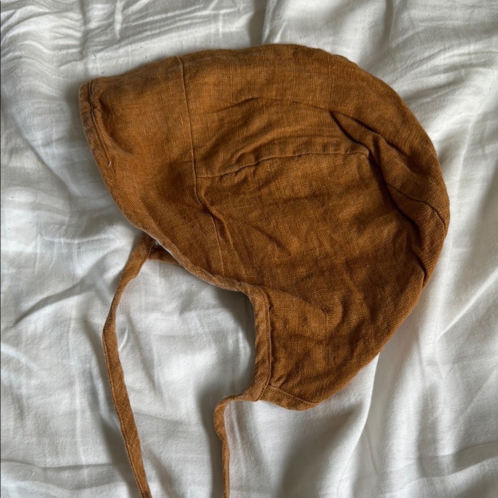 Brown Textured Hat with Chin Straps